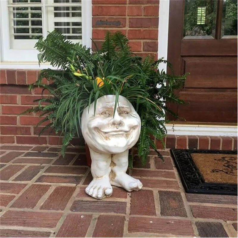 Muggly's Face Statue Planter