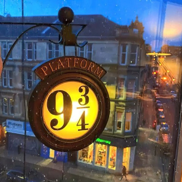 Harry Potter Hanging 9 3/4 Night Light 23