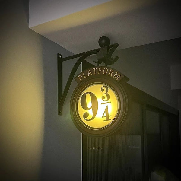 Harry Potter Hanging 9 3/4 Night Light 23