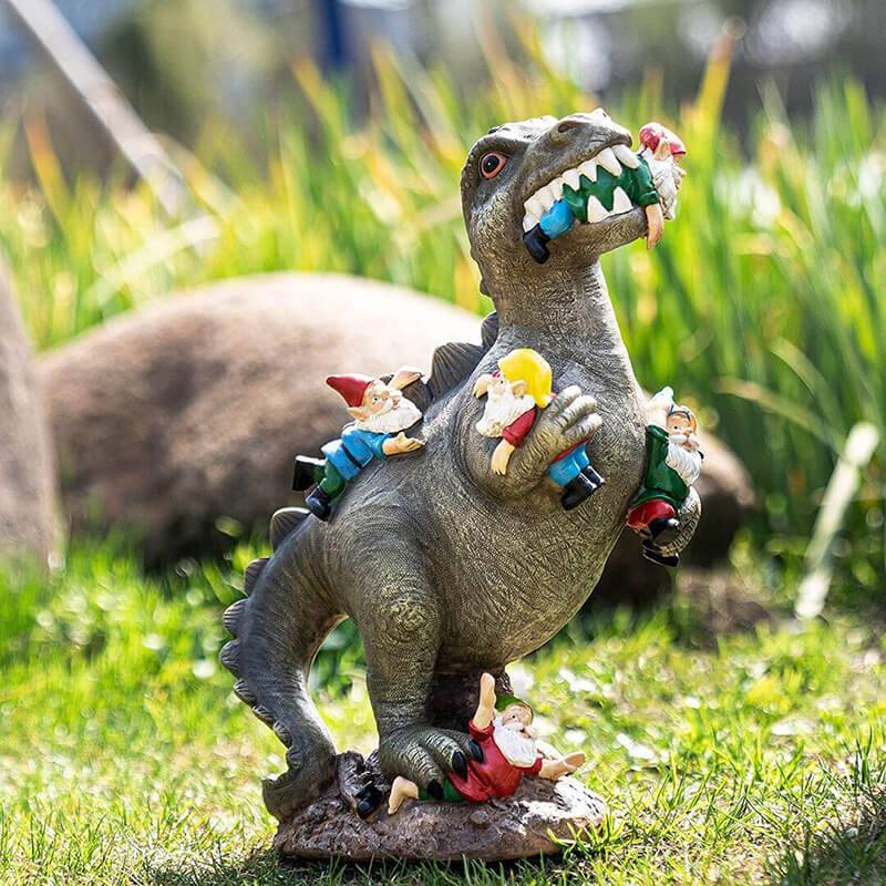 The Gnome Massacre in the Great Garden